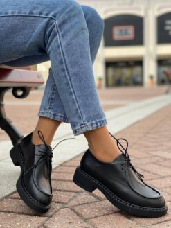 Туфли-дерби женские Prada черные коллекция 2021-2022 A67301