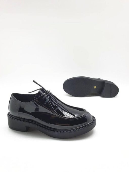 Туфли-дерби женские Prada черные лакированные коллекция 2021-2022 - фото 5