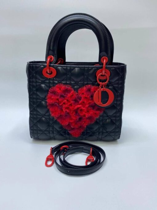 Женская кожаная сумка Lady Dior черная 24/20 коллекция 2021-2022 - фото 3