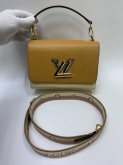 Женская кожаная сумка Louis Vuitton желто-бежевая 23/17 коллекция 2021-2022