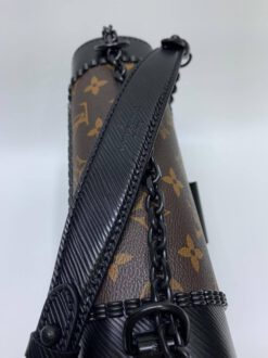Женская кожаная сумка Louis Vuitton каштановая 23/17 коллекция 2021-2022