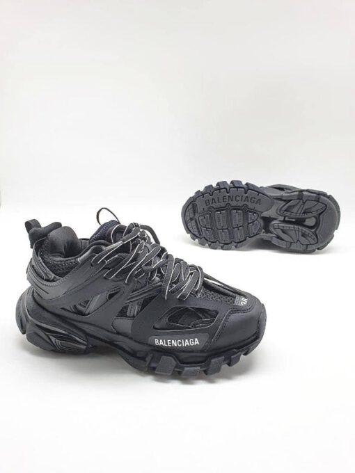 Женские кроссовки Balenciaga Track A70019 черные - фото 3