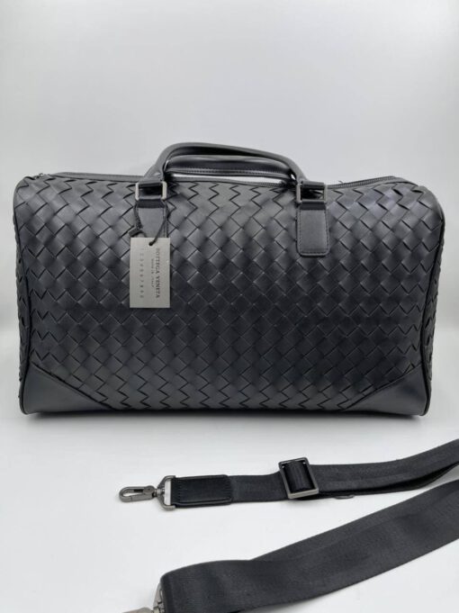 Дорожная кожаная сумка Bottega Veneta черная 50/30 см. коллекция 2021-2022 A70802 - фото 6