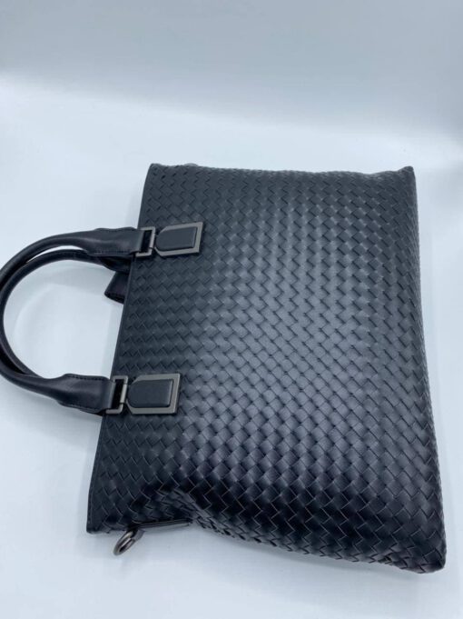 Кожаная сумка Bottega Veneta черная для документов 39/30 см. A70851 - фото 3