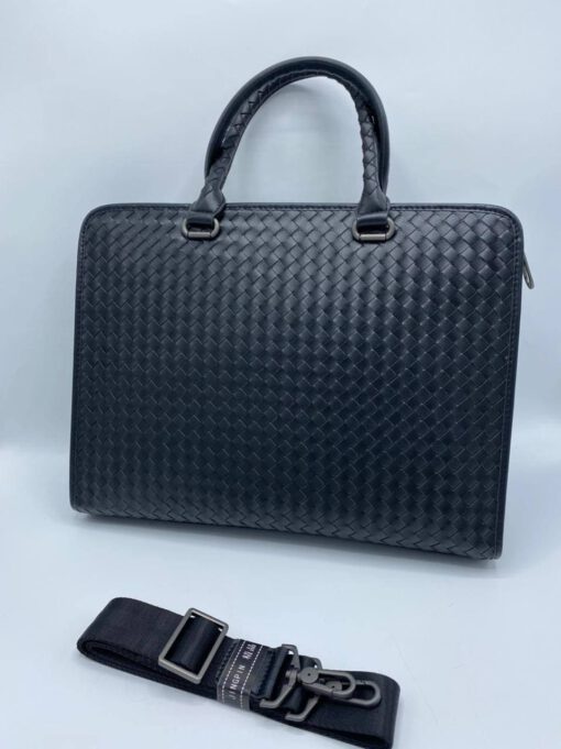 Кожаная сумка Bottega Veneta черная для документов 39/30 см. A70857 - фото 1