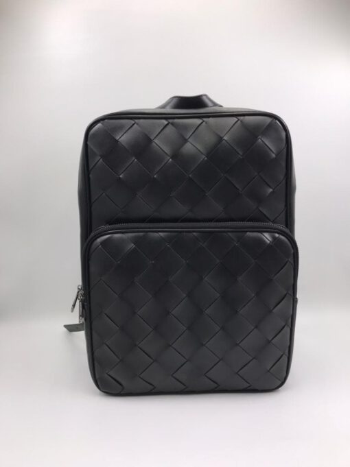 Рюкзак кожаный Bottega Veneta черный 38/30 см коллекция 2021-2022 - фото 4