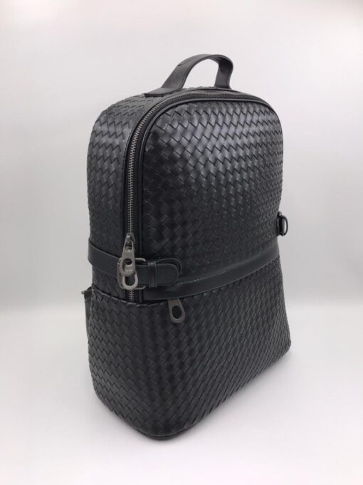 Рюкзак кожаный Bottega Veneta черный 39/30 см коллекция 2021-2022 - фото 1