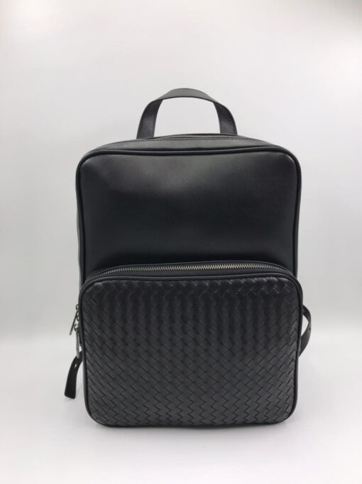 Рюкзак кожаный Bottega Veneta черный 34/27 см коллекция 2021-2022 - фото 1