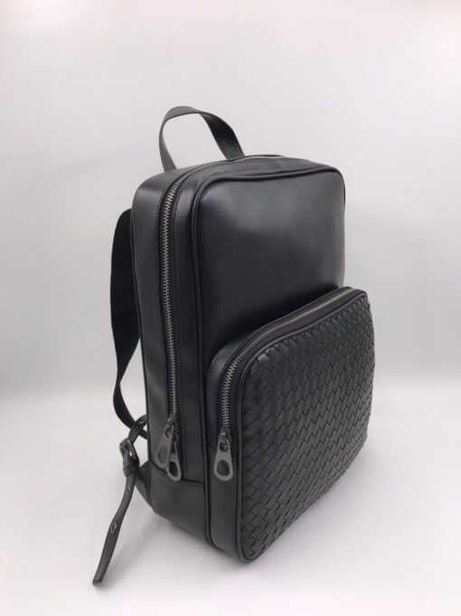 Рюкзак кожаный Bottega Veneta черный 34/27 см коллекция 2021-2022 - фото 3