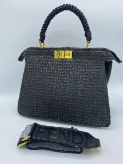 Женская сумка Fendi черная 33/27 см коллекция 2021-2022