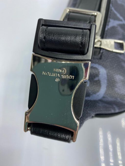 Поясная сумка Louis Vuitton из канвы Monogram черно-серая 46/19 - фото 6