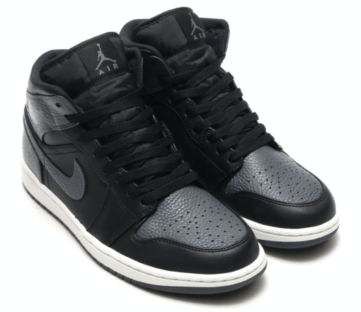 Кроссовки Nike Air Jordan 1 Retro BlackSoft Grey - фото 3