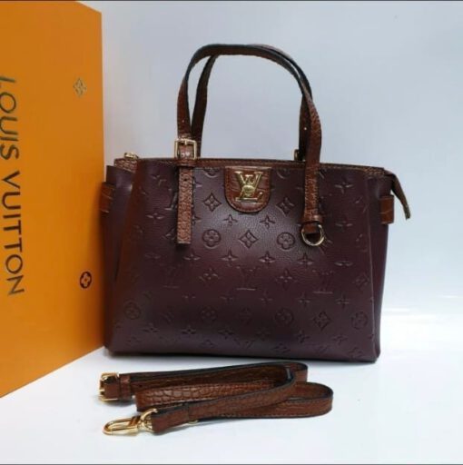 Женская сумка кожаная Louis Vuitton бордовая 30/25/13 см - фото 1