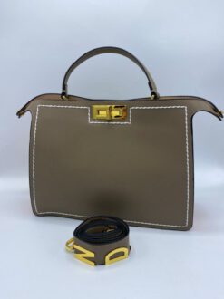Женская кожаная сумка Fendi 78660 каштановая 32/25 см