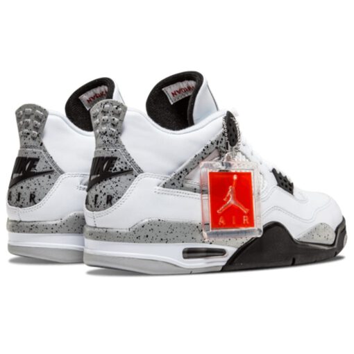 Кроссовки Nike Air Jordan 4 Retro Cement - фото 3