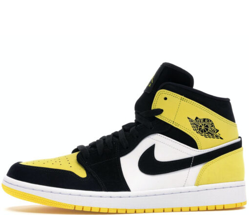 Кроссовки Nike Air Jordan 1 Retro Low YellowBlack - фото 1