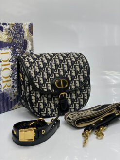 Женская тканевая сумка Christian Dior Bobby чёрная 22/18 коллекция 2021-2022 - фото 9