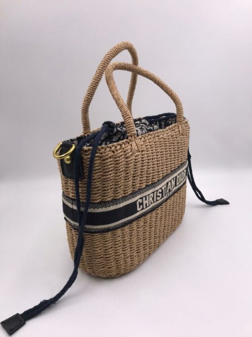 Женская сумка-корзина Dior из ротанга коричневая  30/21 см - фото 4