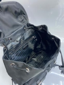 Рюкзак Prada из нейлона черный 30/29/14 см. A77650