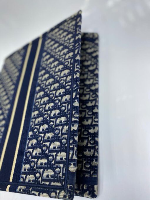 Женская сумка Dior из жаккардовой ткани синяя 41/34/15 см - фото 6
