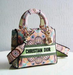 Женская сумка Dior разноцветная 24/24 см премиум-люкс коллекция 2021-2022