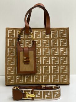 Женская тканевая сумка Fendi 83401 бежевая с рисунком-монограммой 38/32/19 см - фото 8