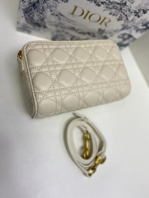 Женская кожаная сумка-клатч Dior со стёжкой белая 19/14/6 см - фото 5
