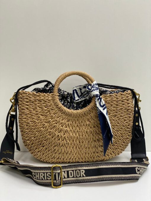 Женская сумка-корзина Dior из ротанга бежевая 38/24/7 см - фото 4