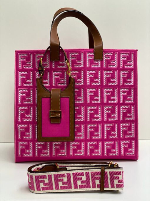 Женская тканевая сумка Fendi 83394 розовая с рисунком-монограммой 38/32/19 см - фото 5