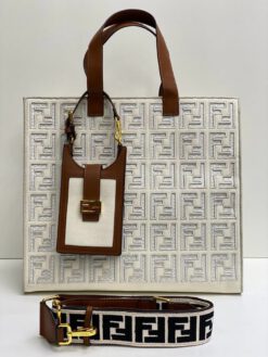 Женская тканевая сумка Fendi 83406 белая с рисунком-монограммой 38/32/19 см - фото 4