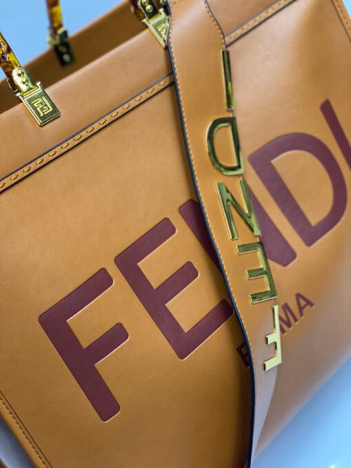 Женская кожаная сумка Fendi 83279 коричневая 40/34/21 коллекция 2021-2022 - фото 3