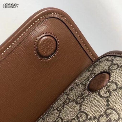 Женская кожаная сумка Gucci с рисунком и коричневыми вставками 28/17 см - фото 7