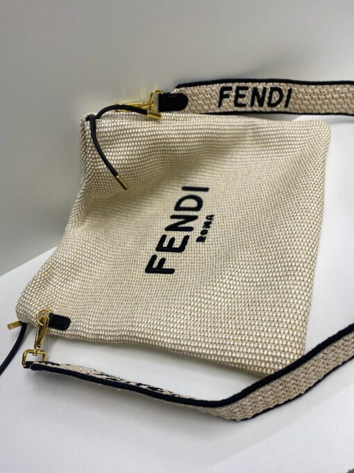 Женская тканевая сумка-мешок Fendi 87393 белая 40/37 см - фото 4