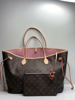 Женская сумка Louis Vuitton из канвы с рисунком-монограммой чёрно-бежевая 40/31/19 см - фото 3