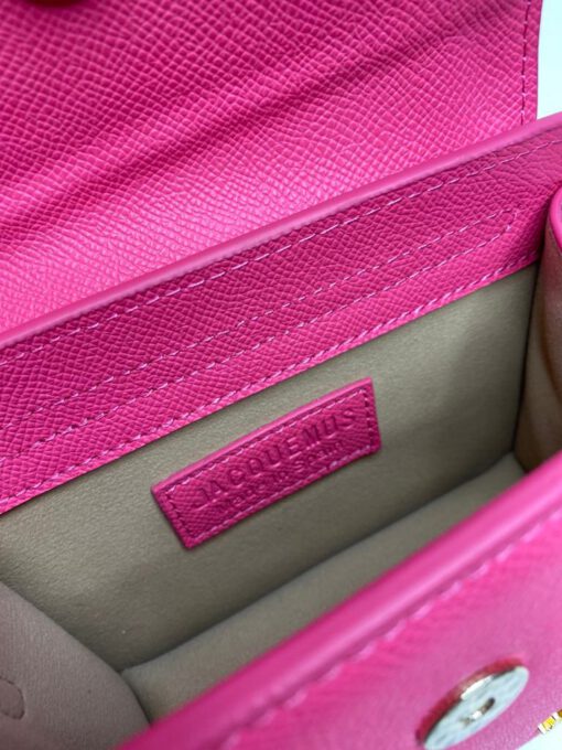 Женская маленькая кожаная сумка Jacquemus Le Chiquito ярко-розовая 17/13 см - фото 6