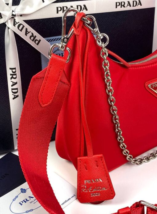 Сумка женская Prada Re-Edition красная премиум-люкс 23/17/6см A86525 - фото 3