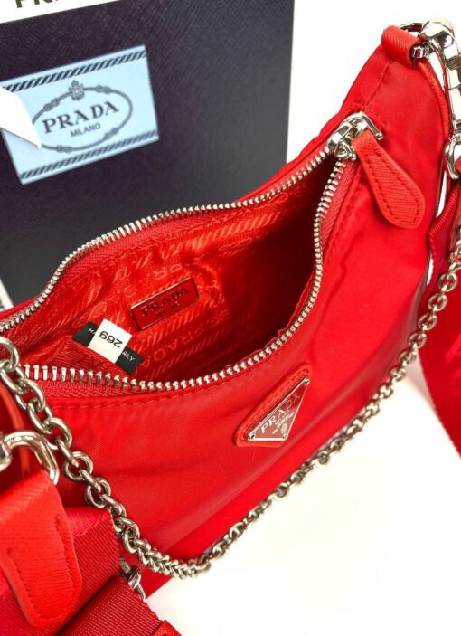 Сумка женская Prada Re-Edition красная премиум-люкс 23/17/6см A86525 - фото 2