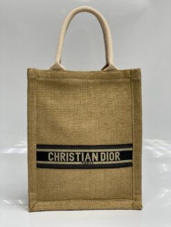 Женская сумка-шоппер Dior тканевая бежевая 25/30/15 см