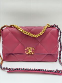 Женская кожаная сумка Chanel со стёжкой ромбами розовая 35/23 см