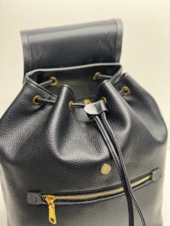 Женский рюкзак Coach из зернистой кожи чёрный с откидным клапаном 25/30/11 см