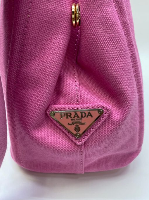 Сумка-тоут женская тканевая Prada розовая 28/20 коллекция 2021-2022 - фото 5