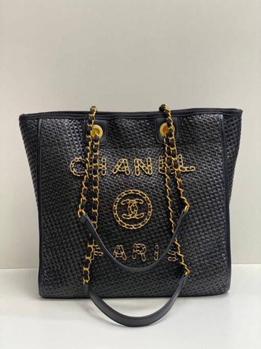 Женская тканевая сумка-шоппер Chanel чёрная с ручками-цепочками 31/30/15 см - фото 1