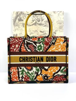 Женская сумка Dior Book Tote тканевая с цветочным орнаментом 36,5/28/17,5 см качество премиум-люкс