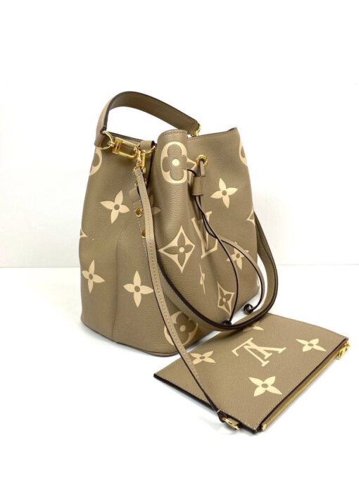 Женская сумка Louis Vuitton NeoNoe Premium 25-25/17 см бежевая с кошельком - фото 6