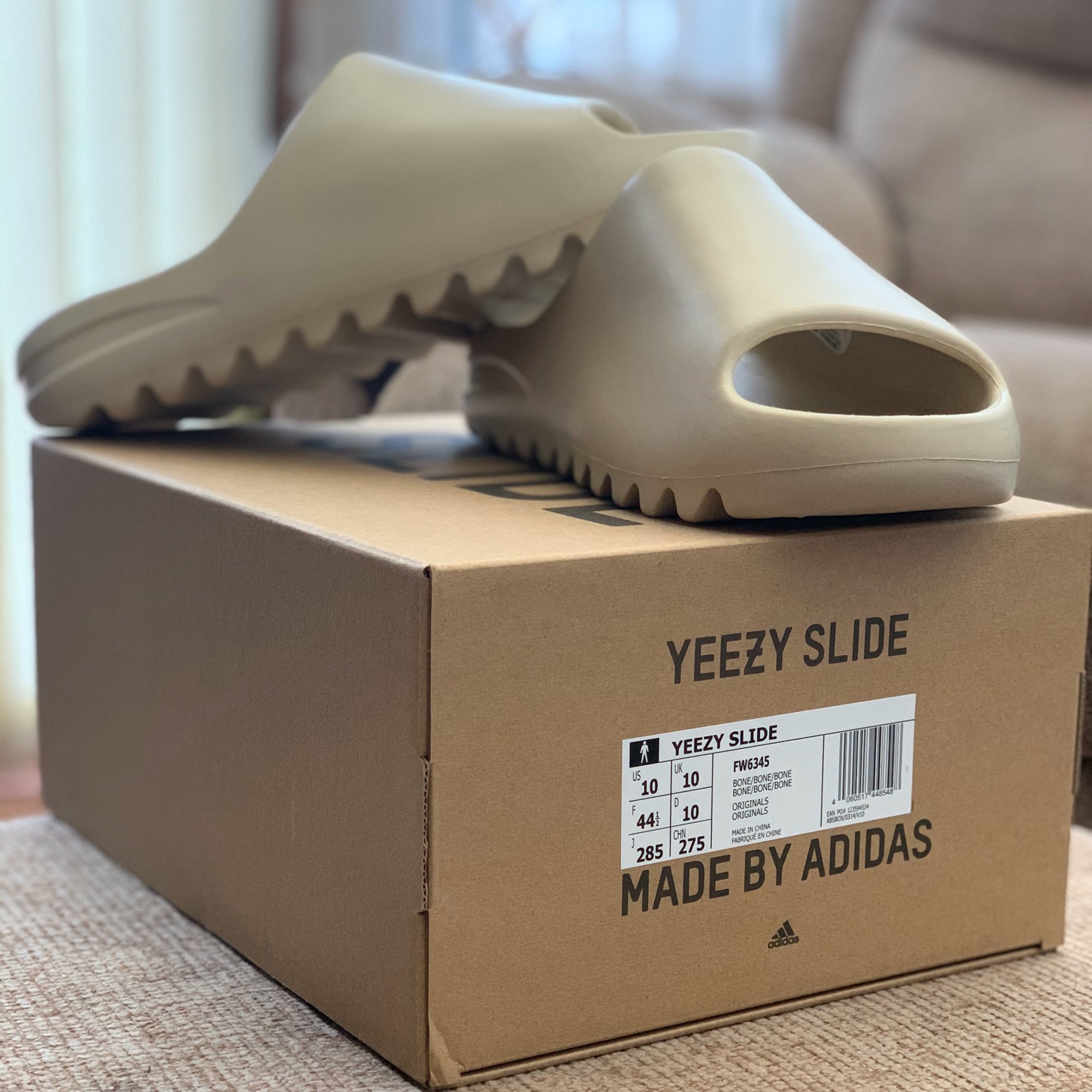 Adidas Yeezy Slide шлепанцы (Изи Слайды)