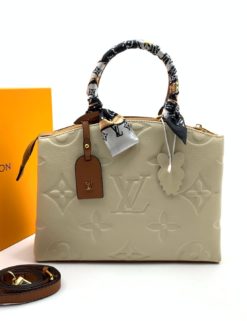 Женская сумка Louis Vuitton 30/23 см бежевая - фото 8