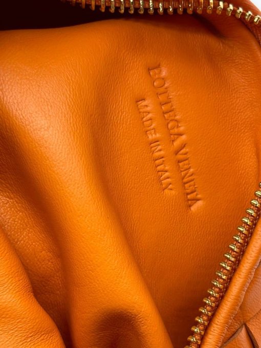 Женская кожаная сумка Bottega Veneta Mini Jodie 29/15 см оранжевая - фото 5