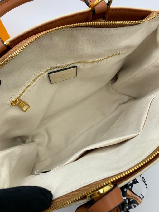 Женская сумка Louis Vuitton 30/23 см бежевая - фото 7
