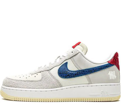 Кроссовки Nike Air Force 1 SB Dunk Low Undefeated On It - фото 1