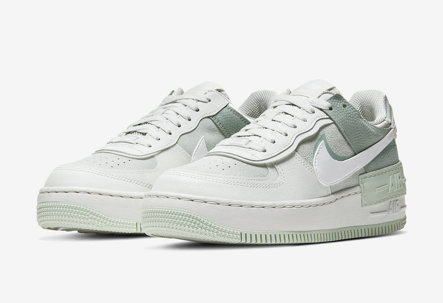 mint nike air force 1